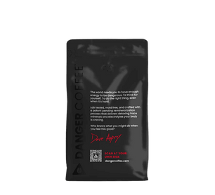 Koop Danger Coffee Medium Roast Whole Bean Mineralized Coffee bij LiveHelfi